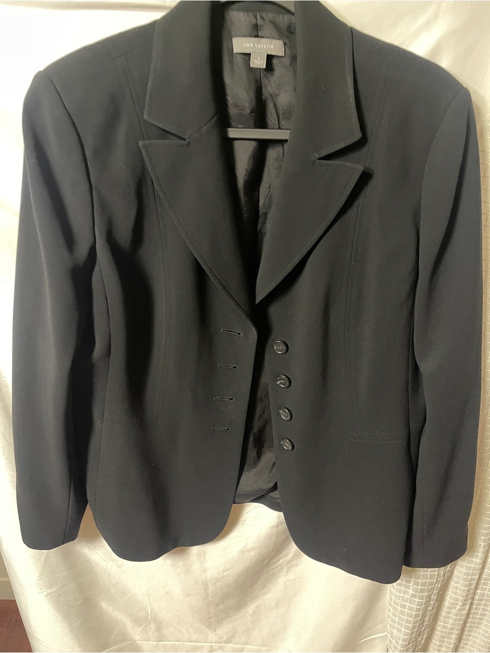 Ann Taylor Black Notch-Lapel Tailored Blazer